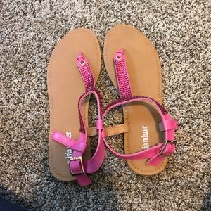 Olivia Miller flat sandals